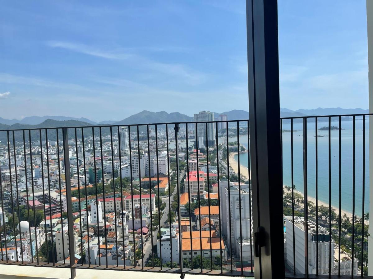 Apartamento Gold Coast Nha Trang By Holi Exterior foto